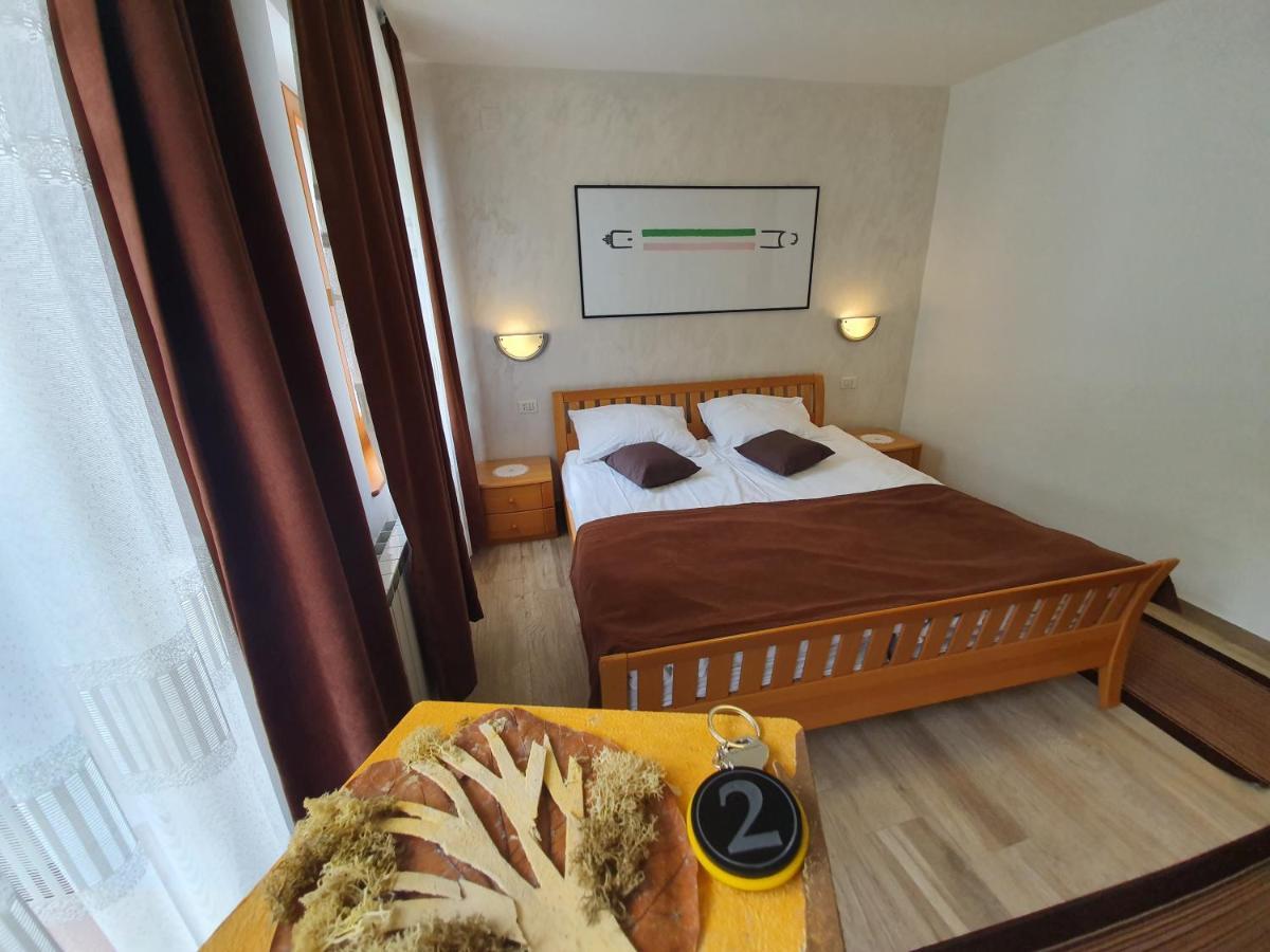 קובאריד Restaurant And Rooms Kotlar מראה חיצוני תמונה