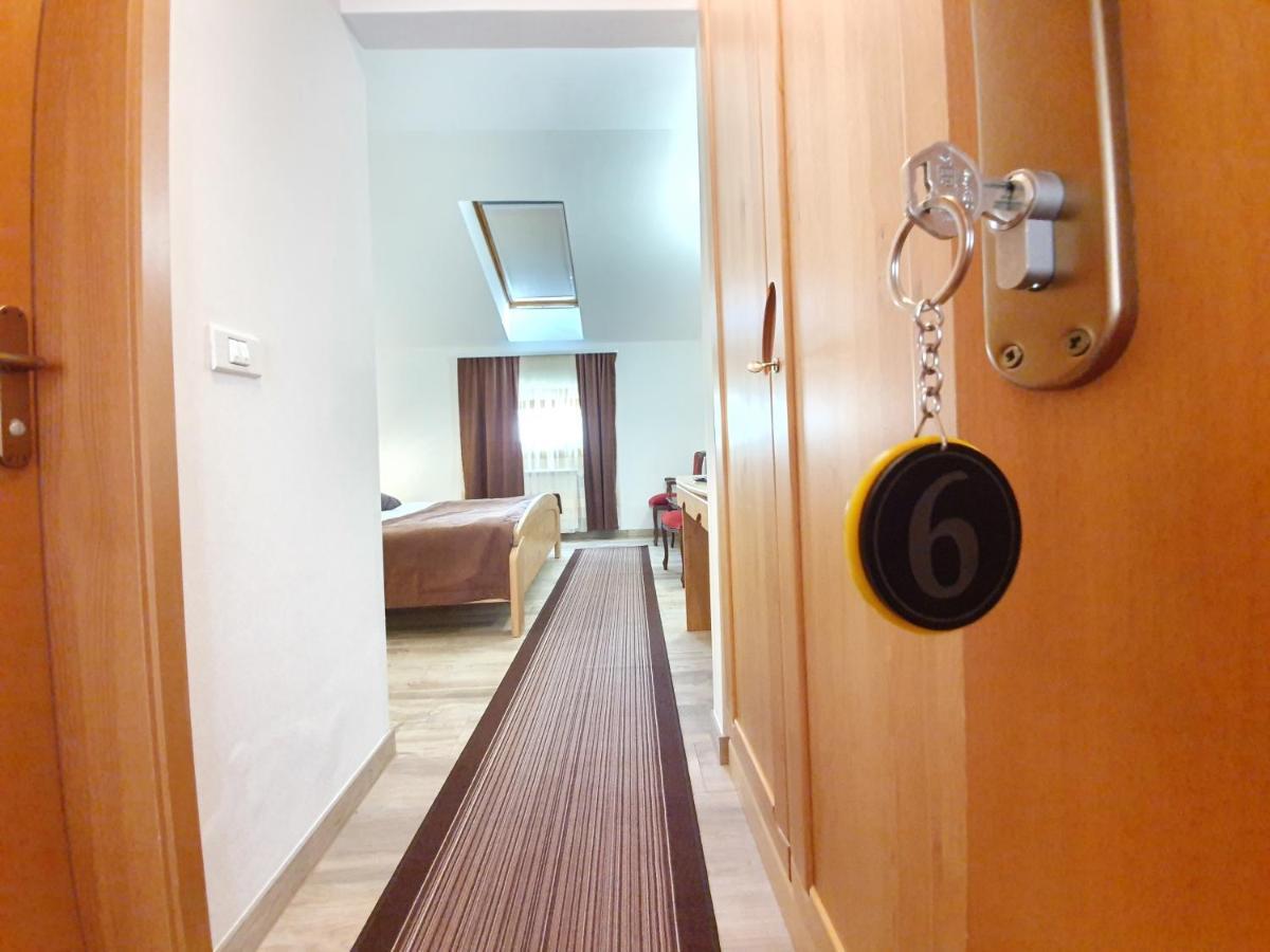 קובאריד Restaurant And Rooms Kotlar מראה חיצוני תמונה